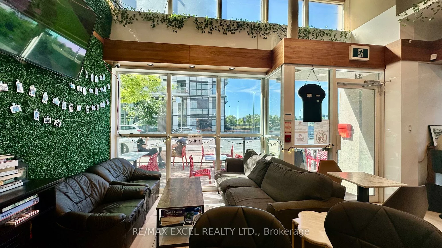 264, Manitoba, Mimico, Toronto