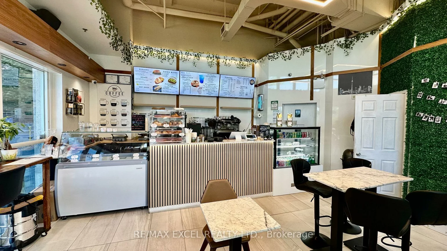 264, Manitoba, Mimico, Toronto