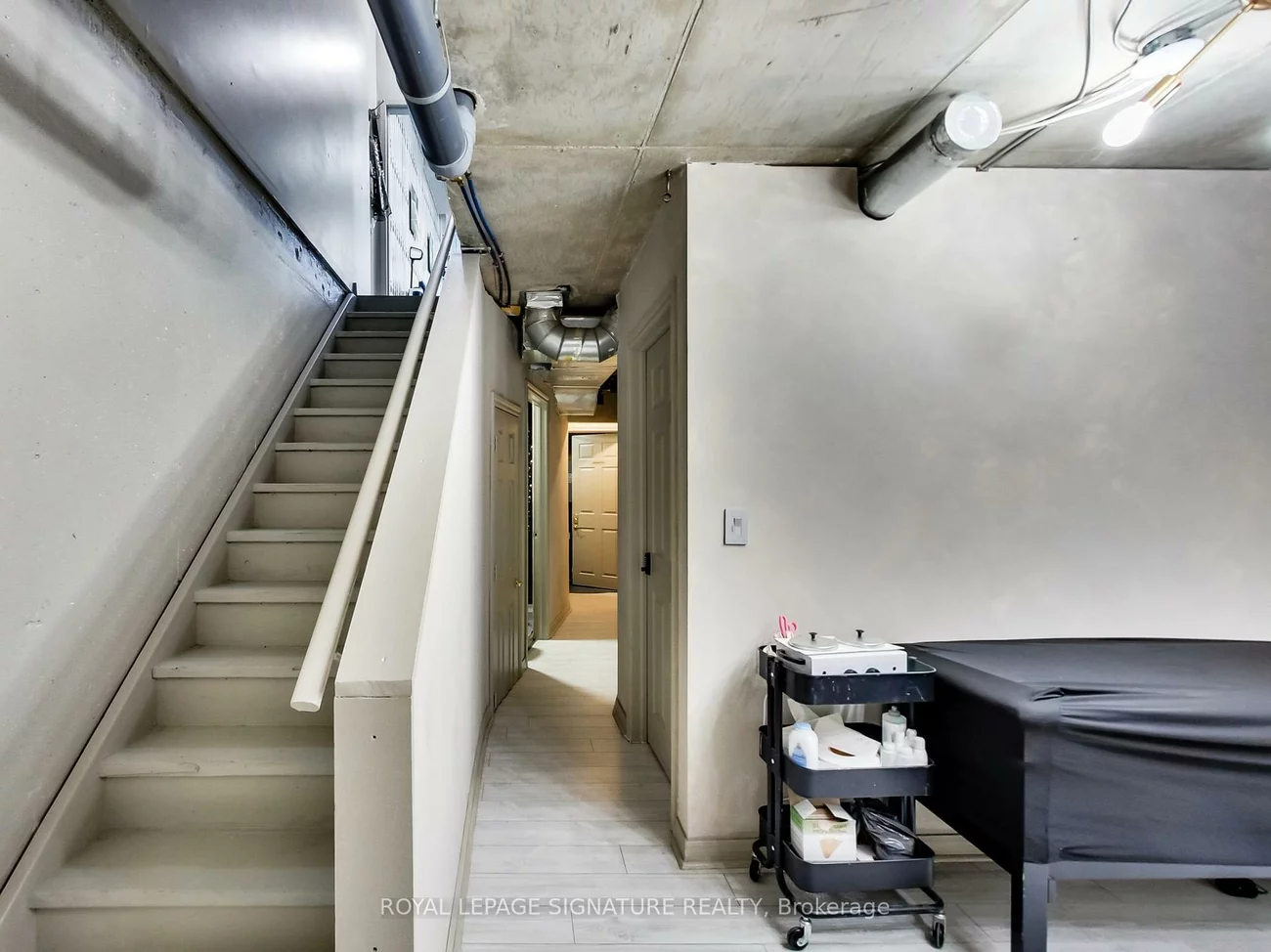 475D, Rogers, Keelesdale-Eglinton West, Toronto