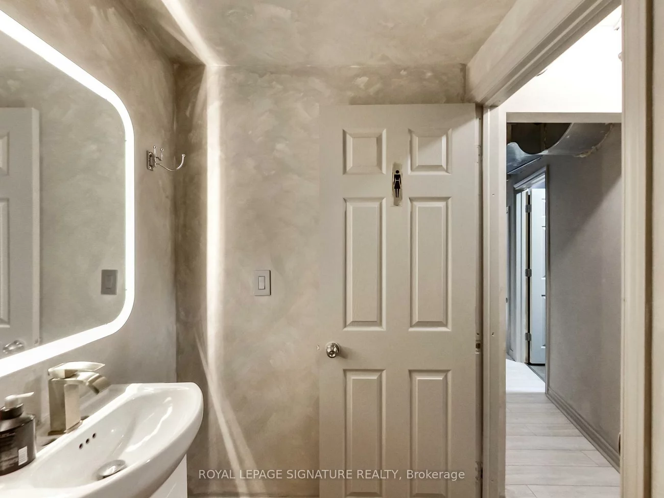 475D, Rogers, Keelesdale-Eglinton West, Toronto