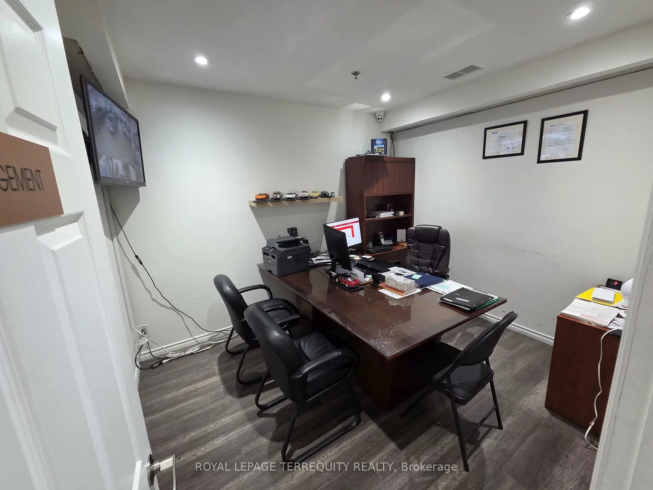 1025, Finch, York University Heights, Toronto