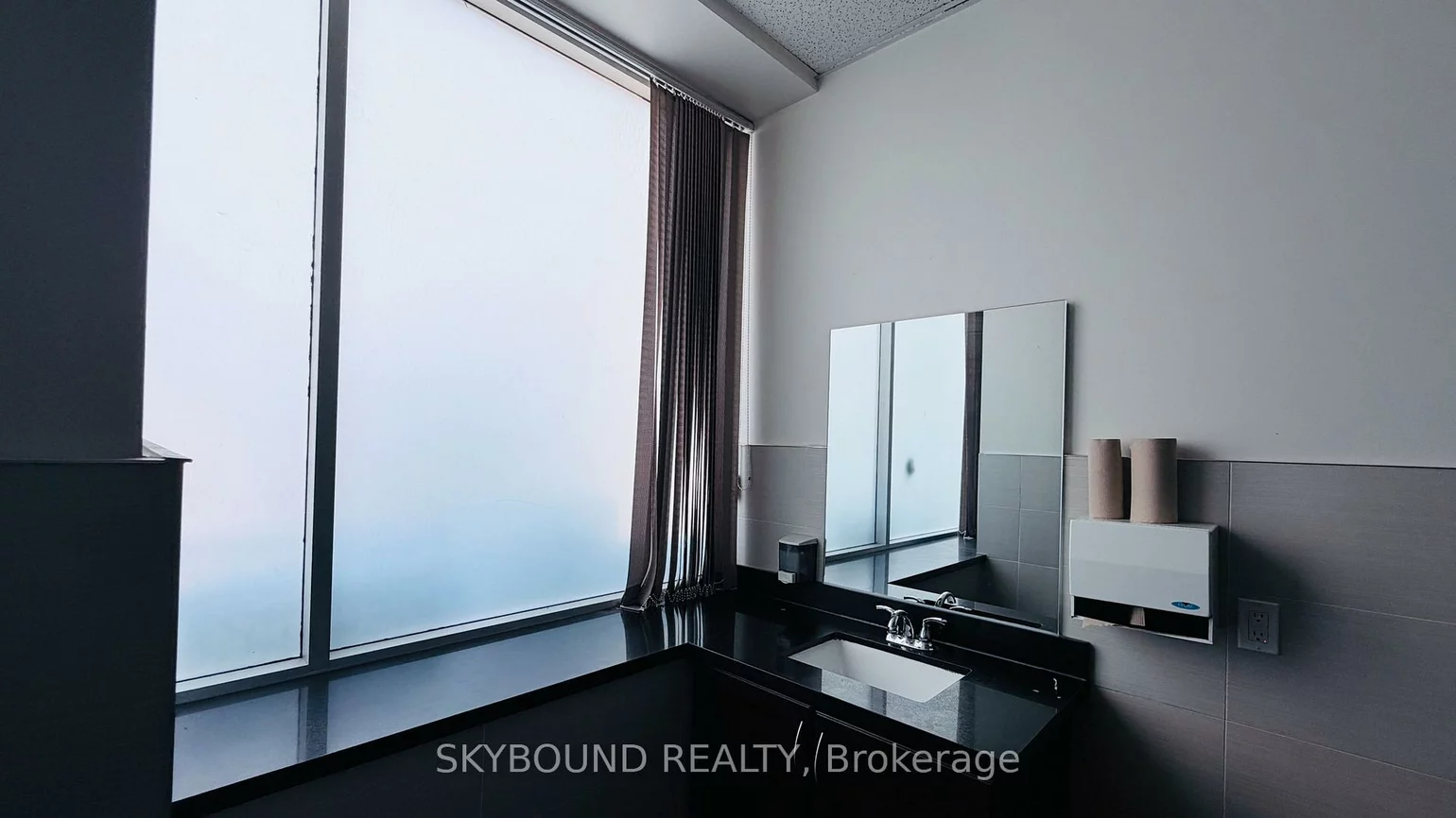 2814, Lakeshore, New Toronto, Toronto