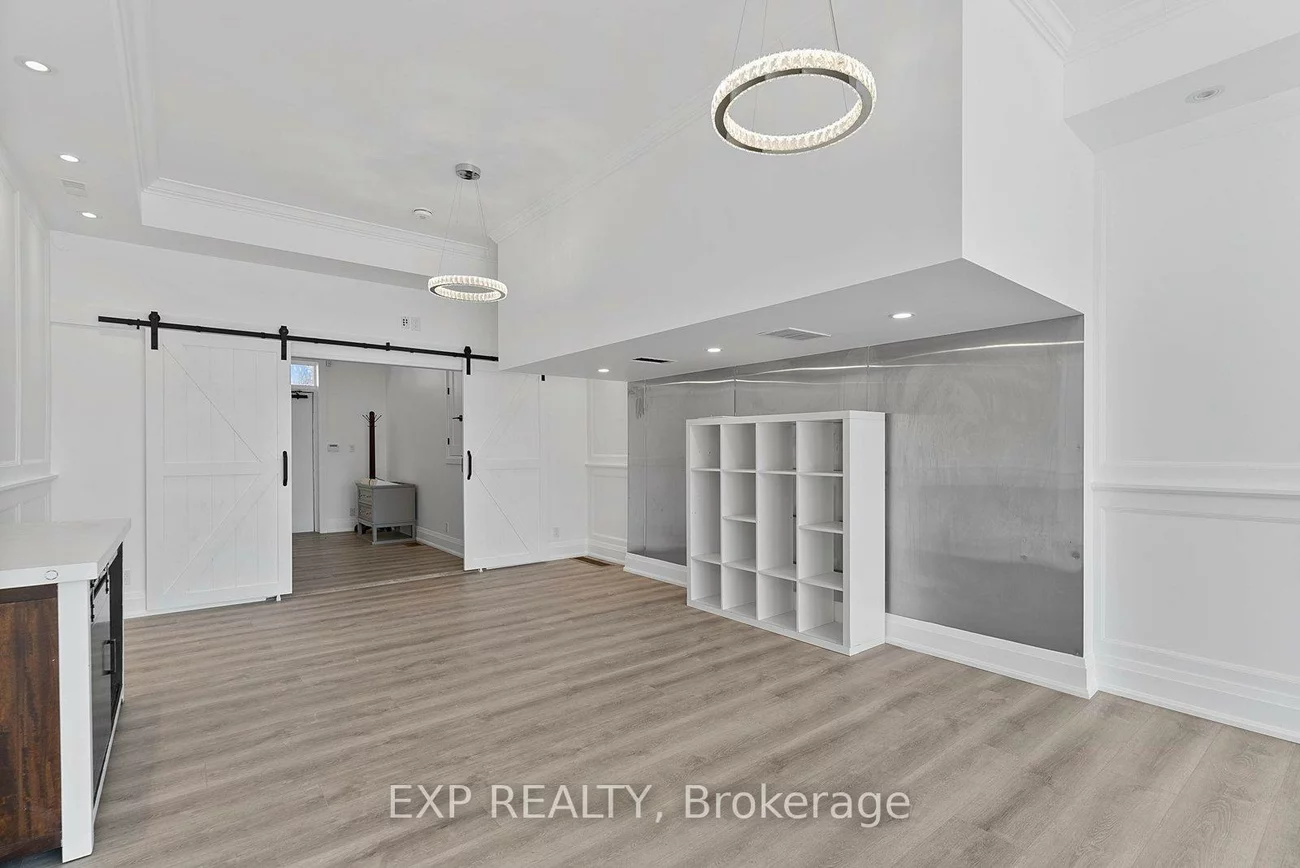 514A, Evans, Alderwood, Toronto