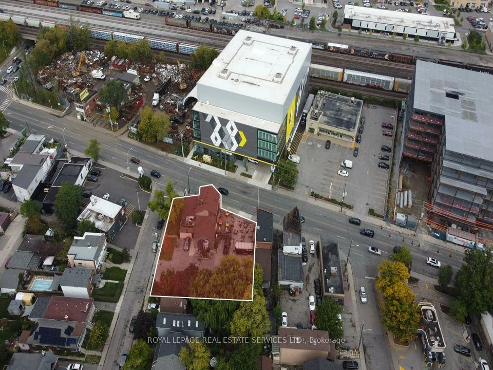 3513, Dundas, Runnymede-Bloor West Village, Toronto