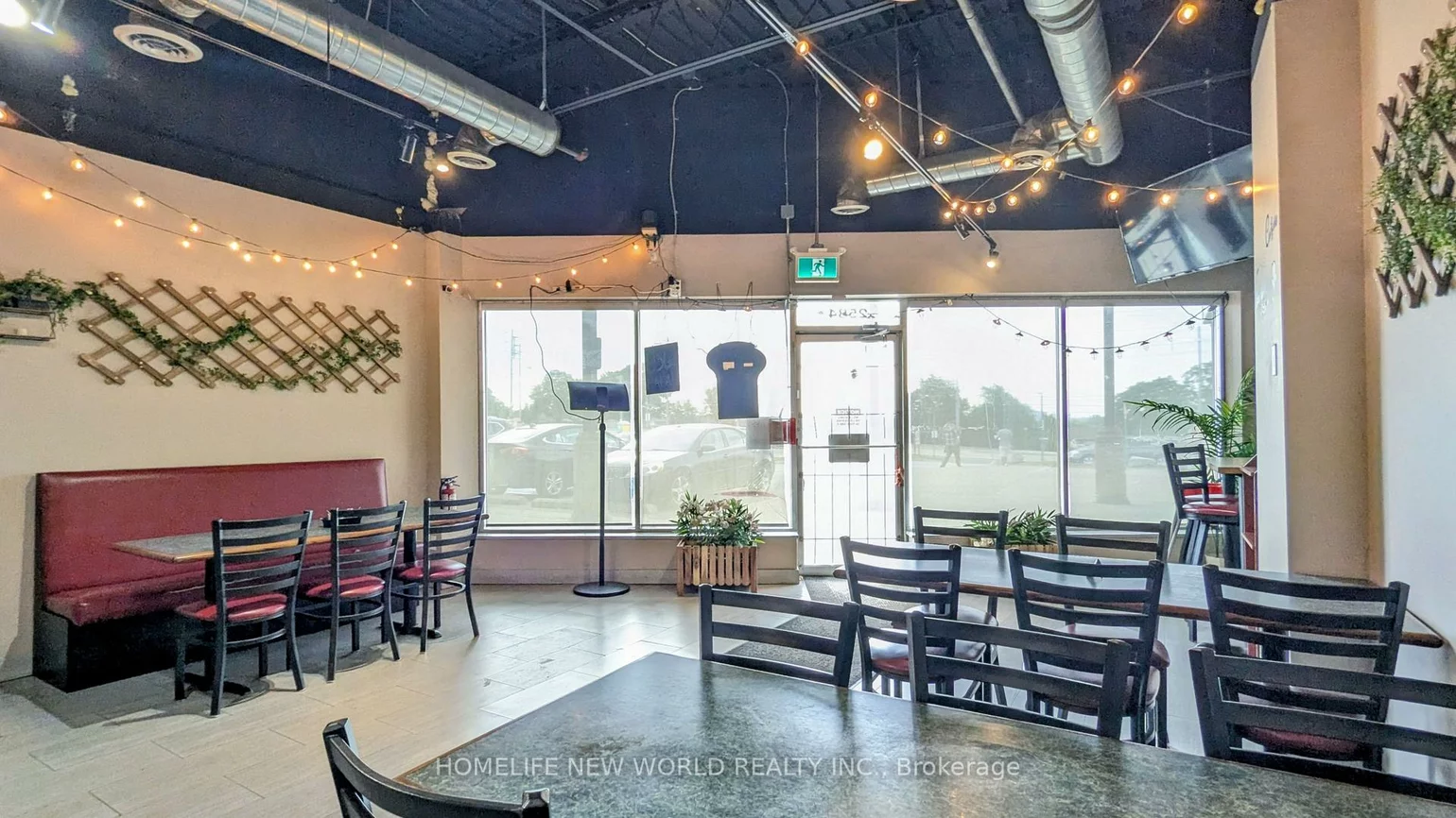 2584, Finch, Humber Summit, Toronto