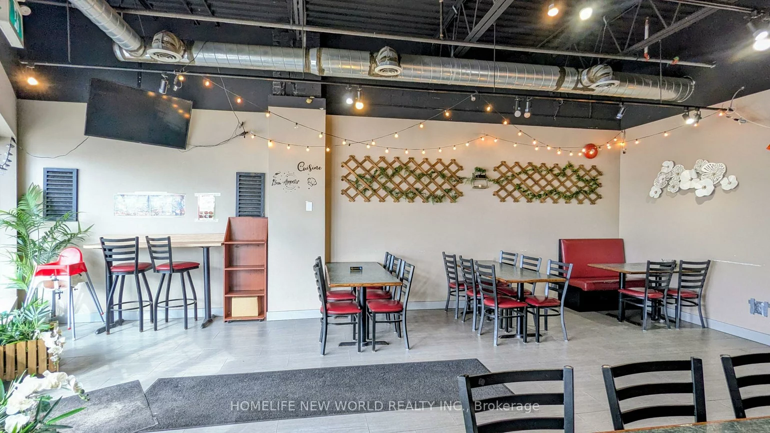 2584, Finch, Humber Summit, Toronto