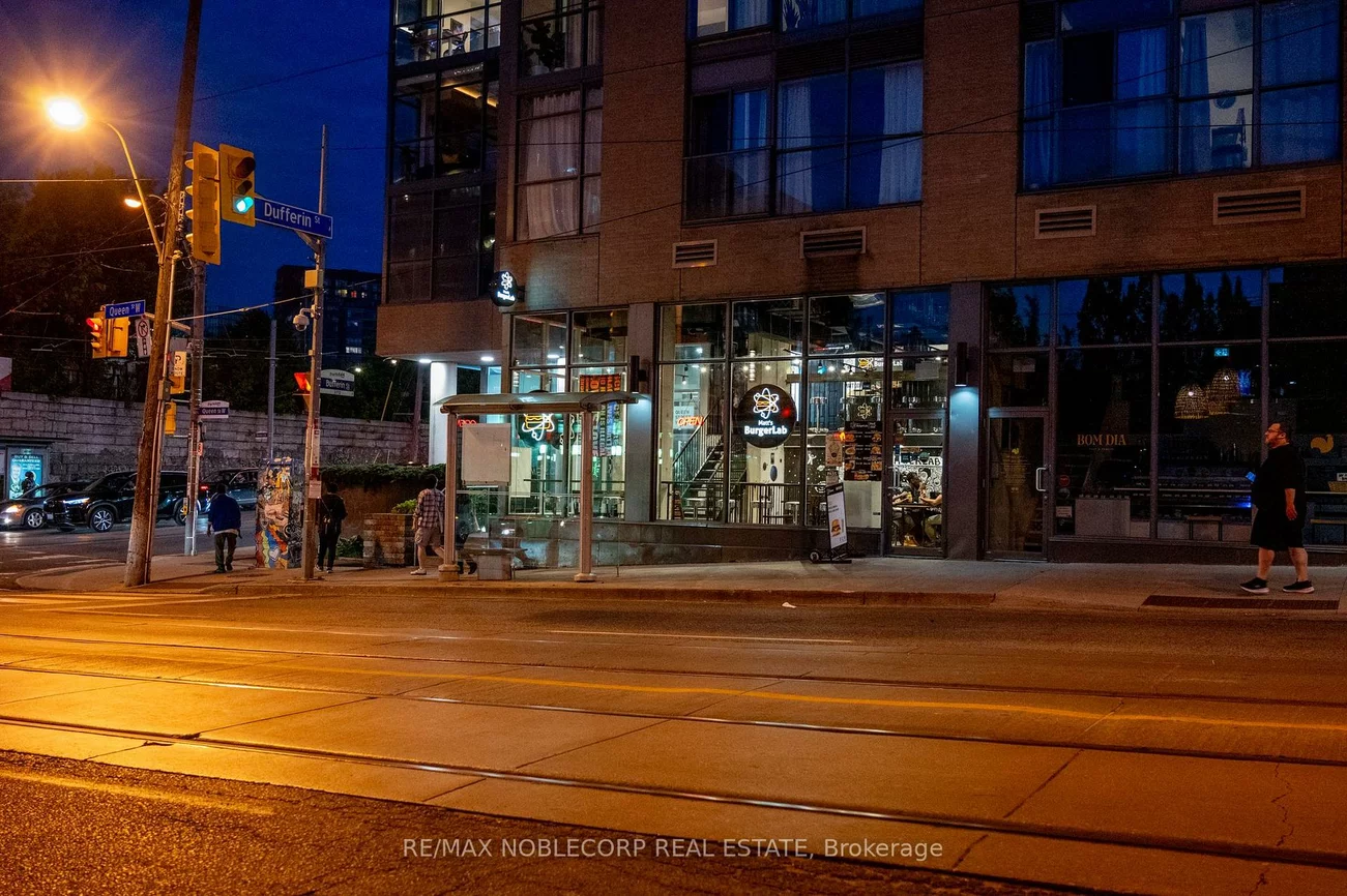 1205, Queen, South Parkdale, Toronto