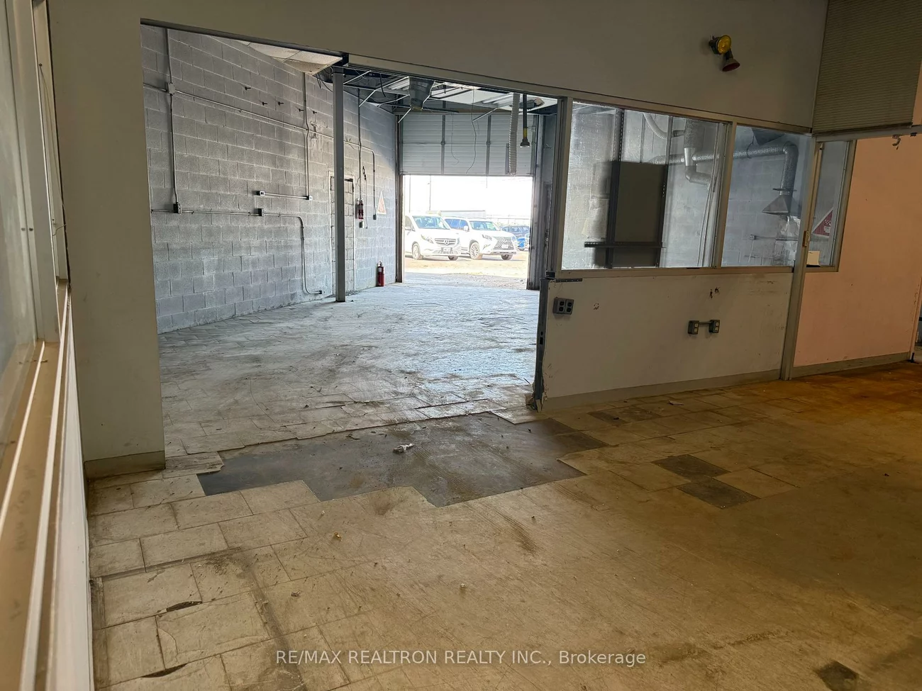 1270, Finch, York University Heights, Toronto