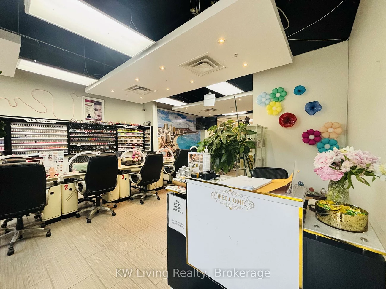 1642, Bloor, High Park North, Toronto