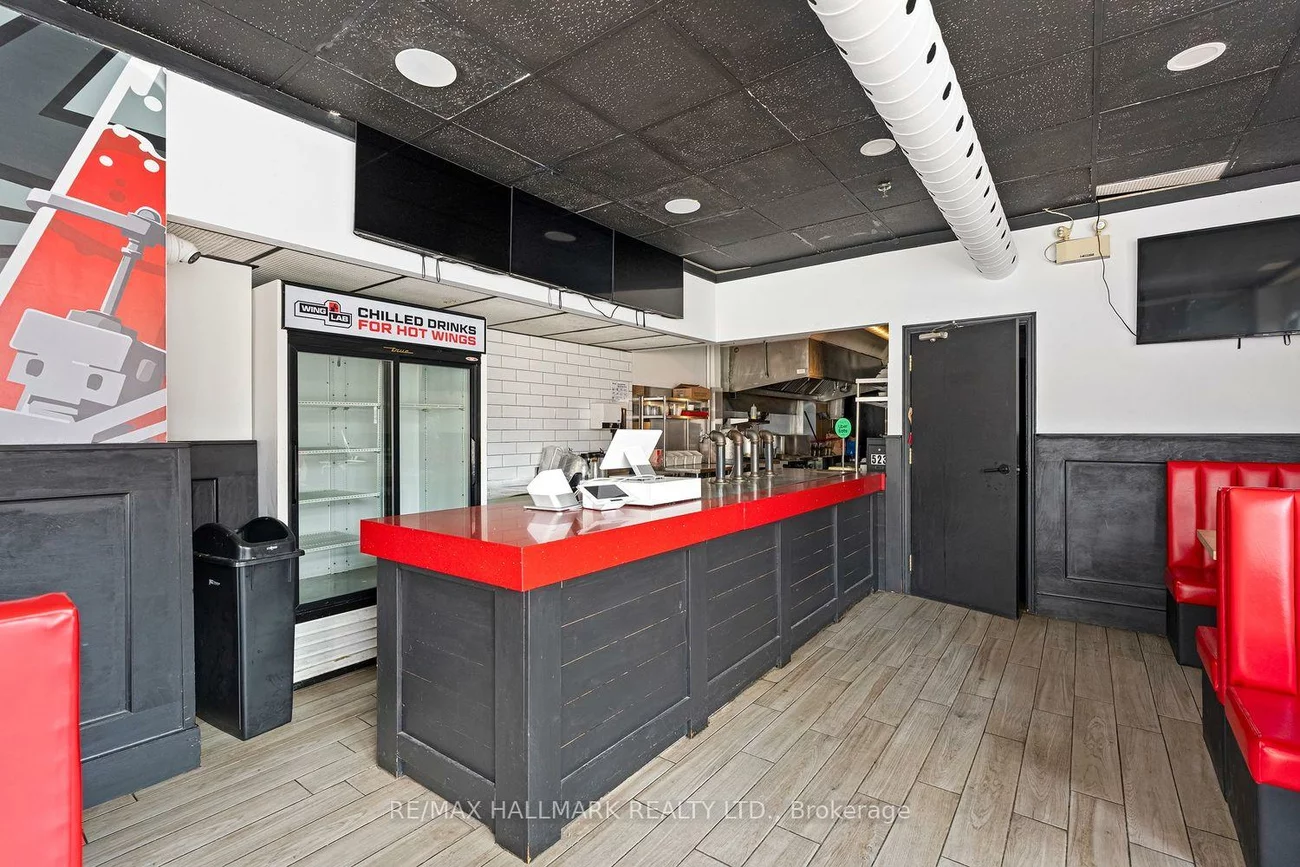 523, Annette, High Park North, Toronto
