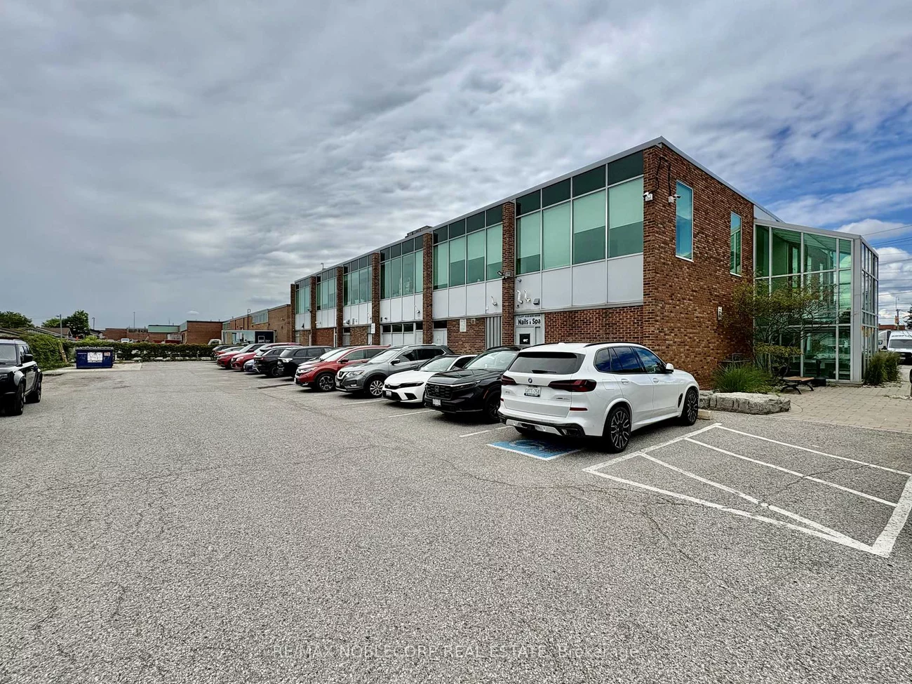 4105, STEELES, Black Creek, Toronto