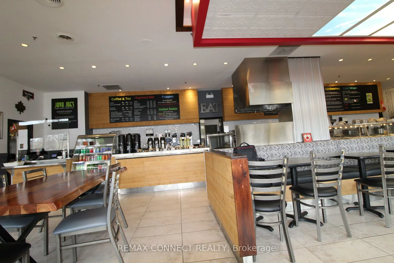 405, The West Mall, Princess-Rosethorn, Toronto