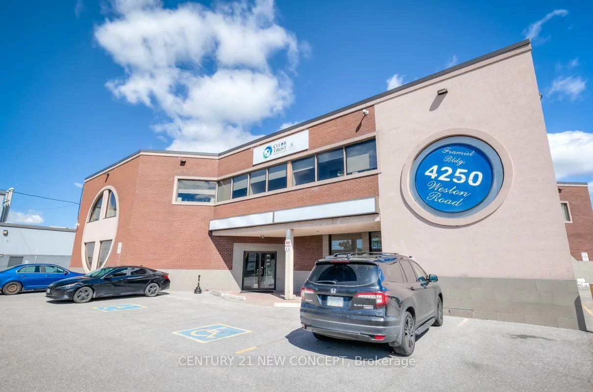 4250, Weston, Humber Summit, Toronto