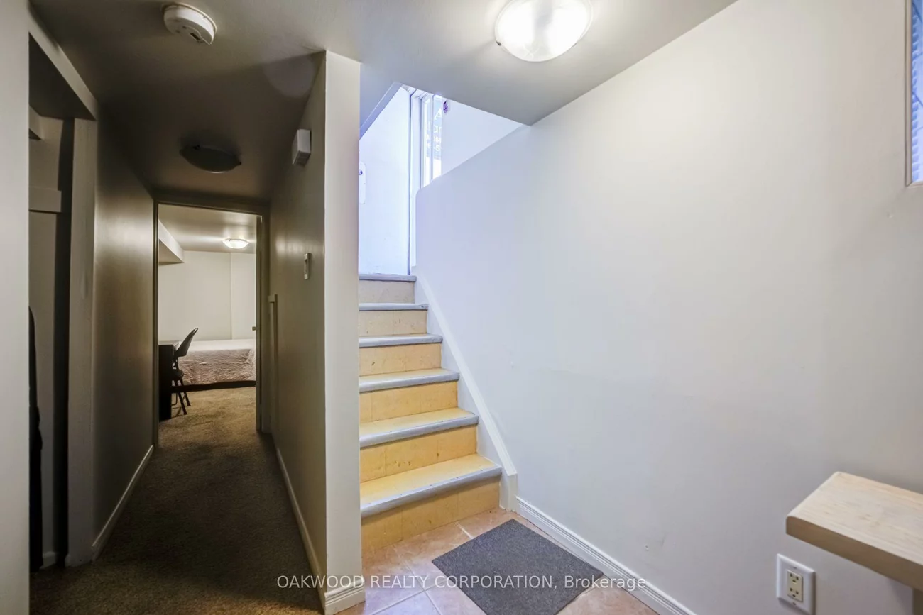 2449, ST CLAIR, Junction Area, Toronto