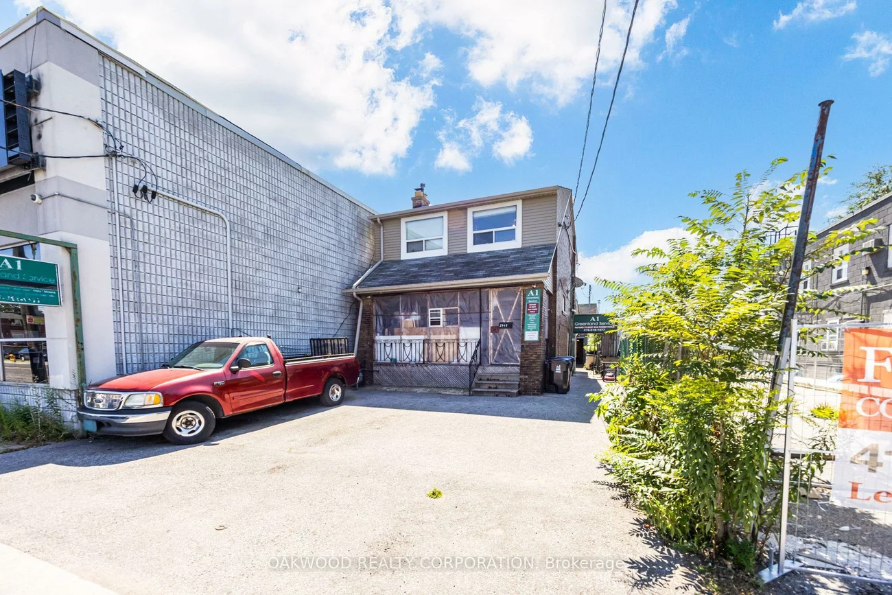 2449, ST CLAIR, Junction Area, Toronto