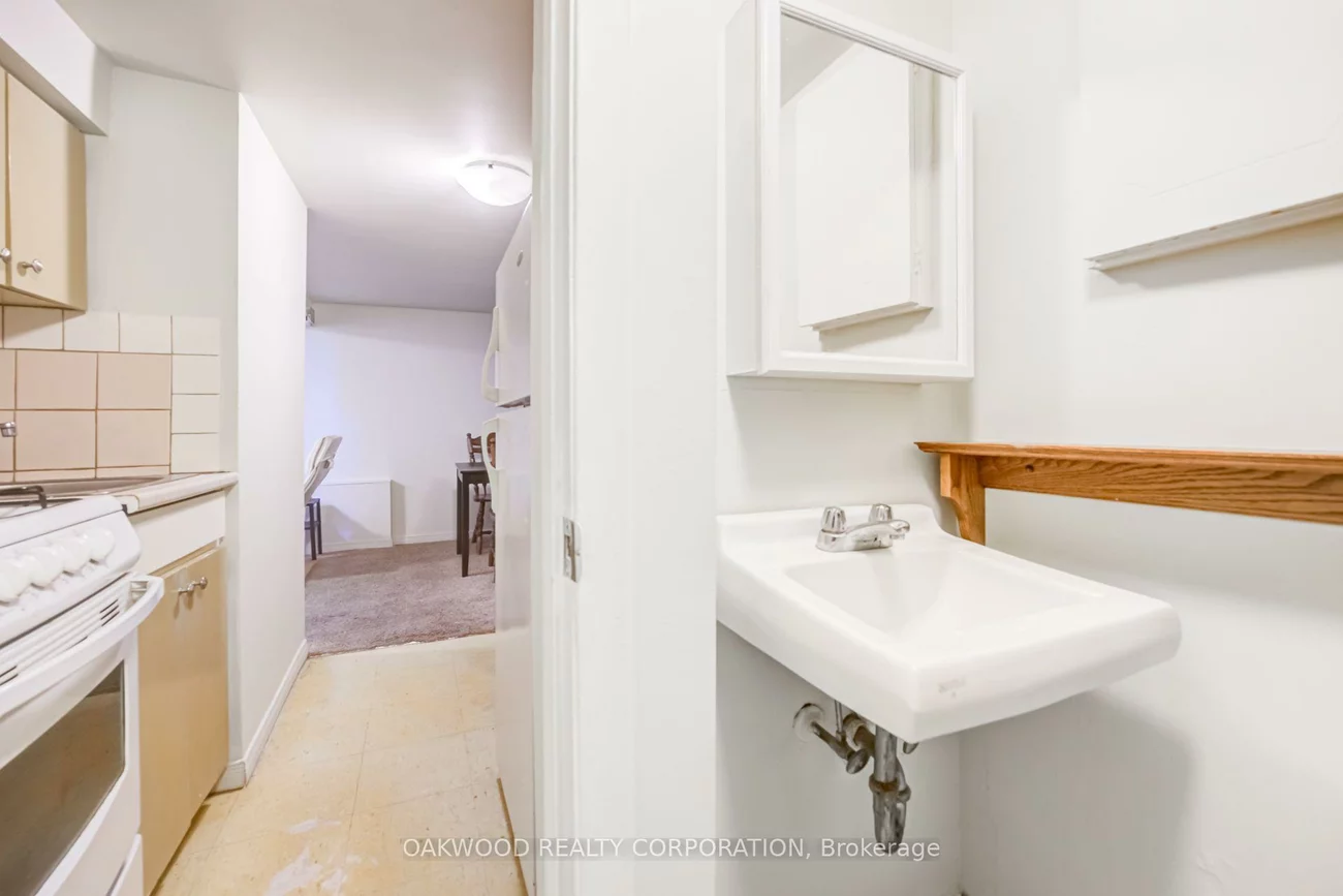 2449, ST CLAIR, Junction Area, Toronto