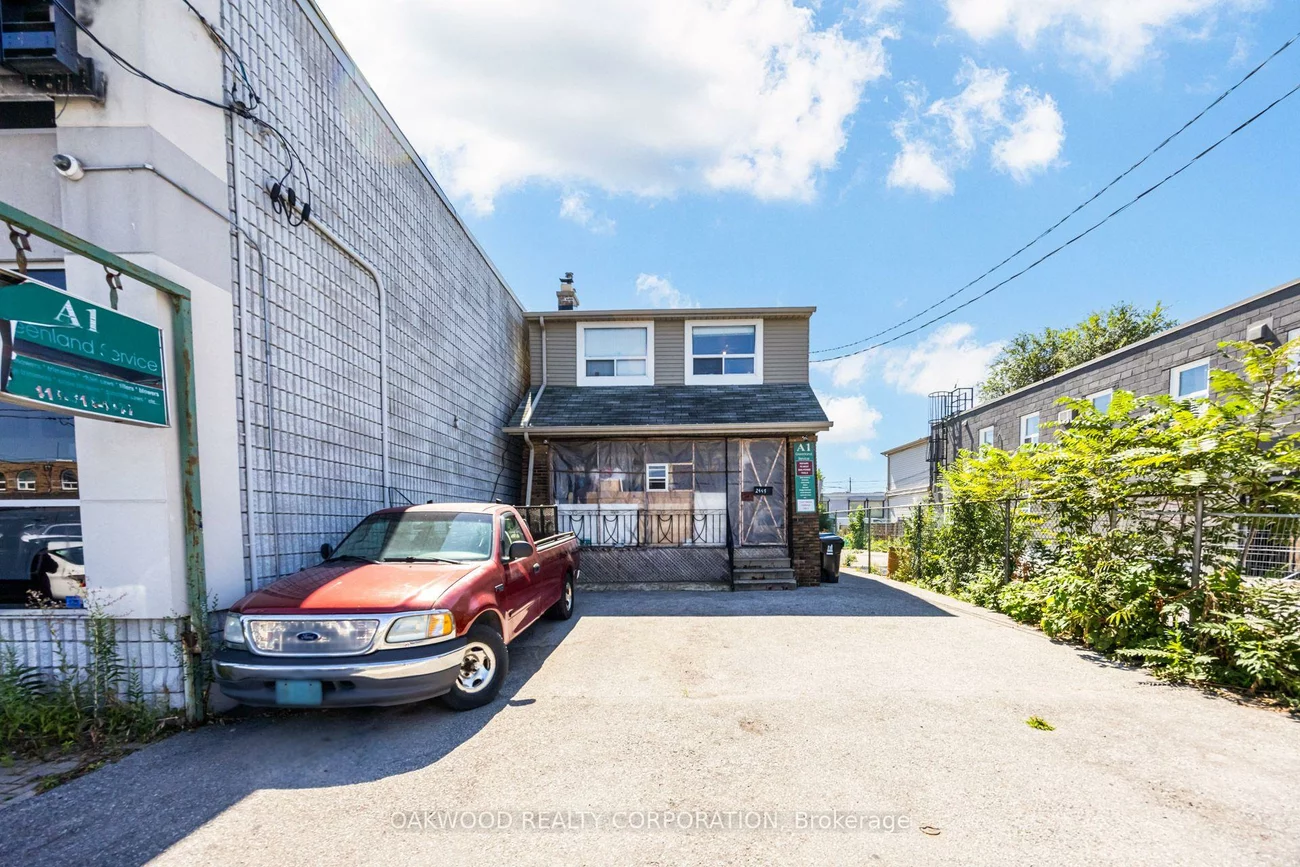 2449, ST CLAIR, Junction Area, Toronto