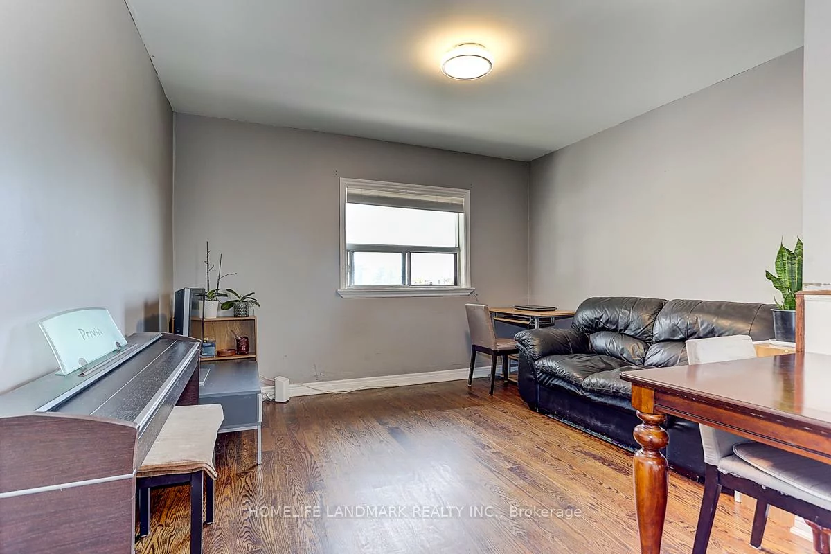 1281, Davenport, Dovercourt-Wallace Emerson-Junction, Toronto