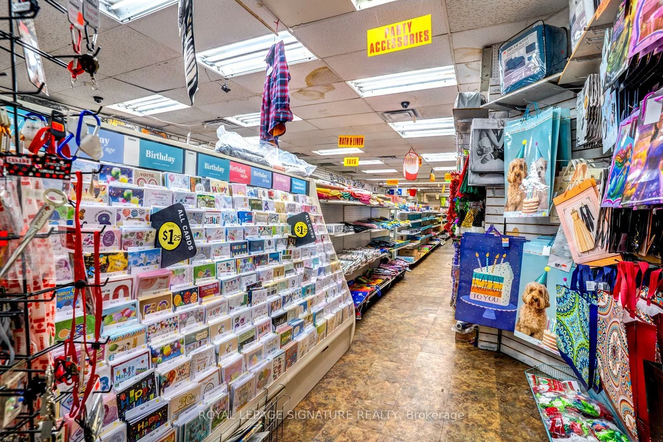 1180, St. Clair, Corso Italia-Davenport, Toronto