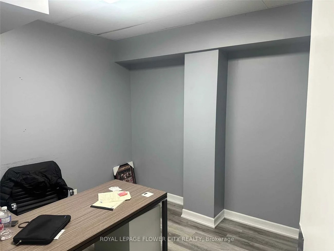 355, Rexdale, West Humber-Clairville, Toronto