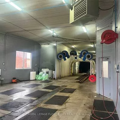 Commercial for sale, 355, Rexdale, West Humber-Clairville, Toronto