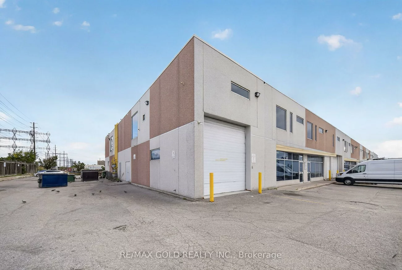 101, Westmore, West Humber-Clairville, Toronto