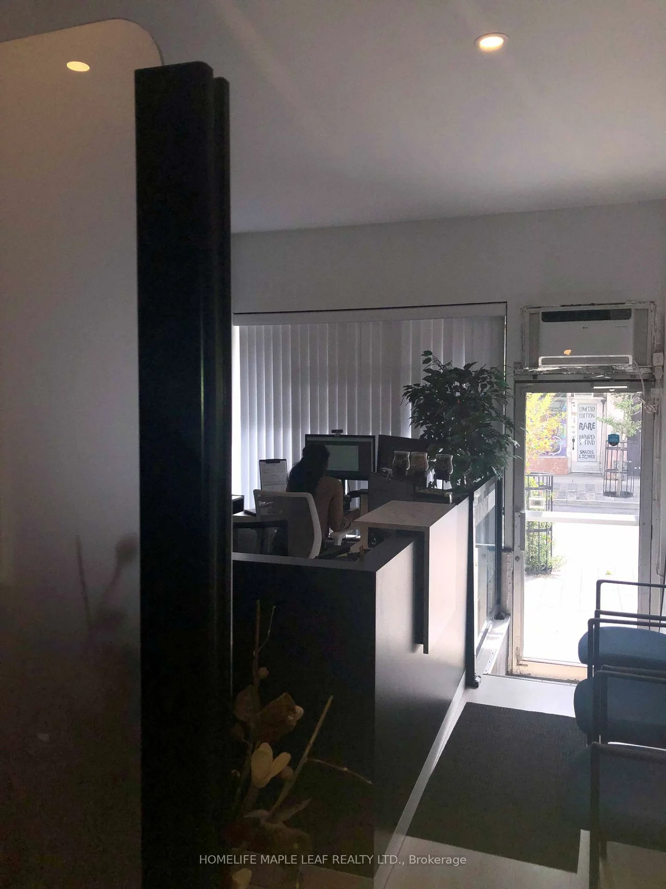 6-8, John, Weston, Toronto