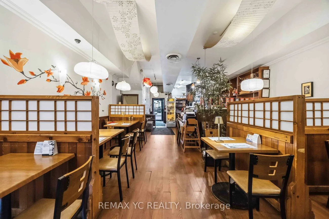 293, Roncesvalles, Roncesvalles, Toronto