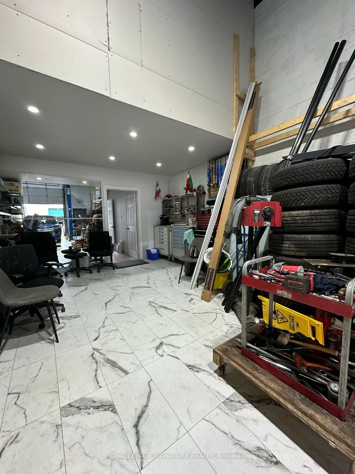 1290, Finch, York University Heights, Toronto