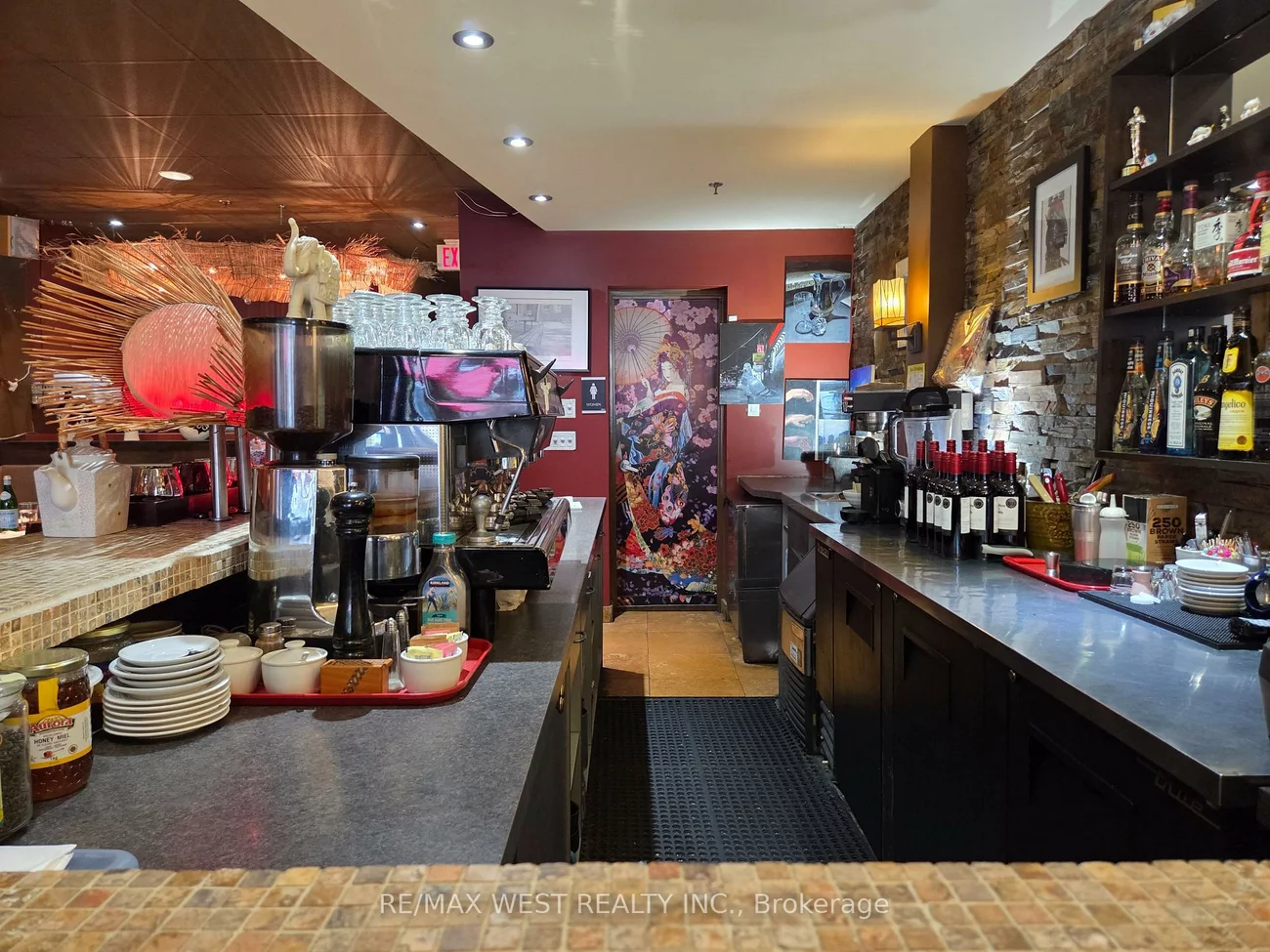 4906, Dundas, Islington-City Centre West, Toronto