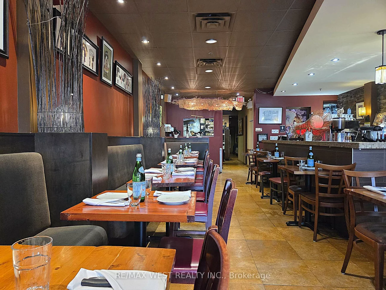 4906, Dundas, Islington-City Centre West, Toronto