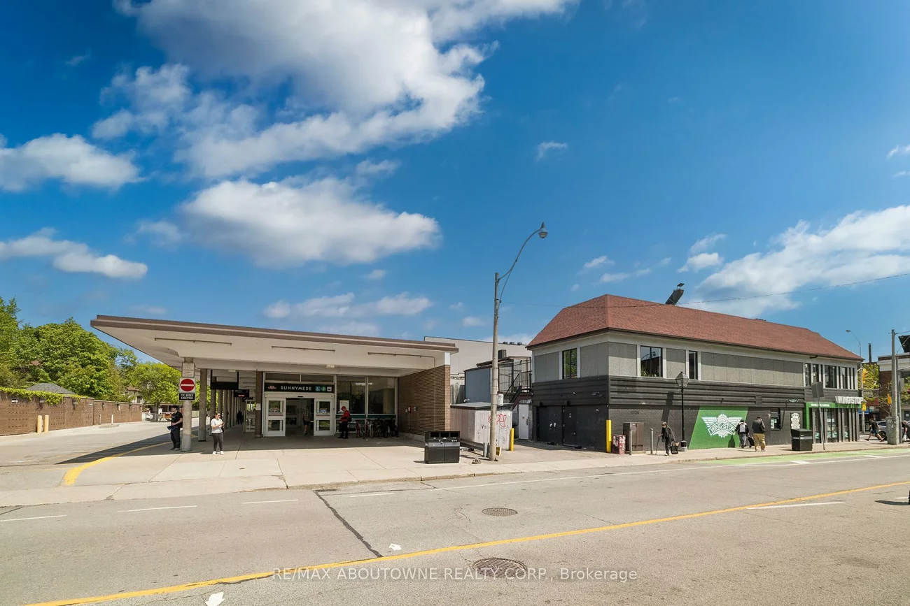 2218, Bloor, Runnymede-Bloor West Village, Toronto