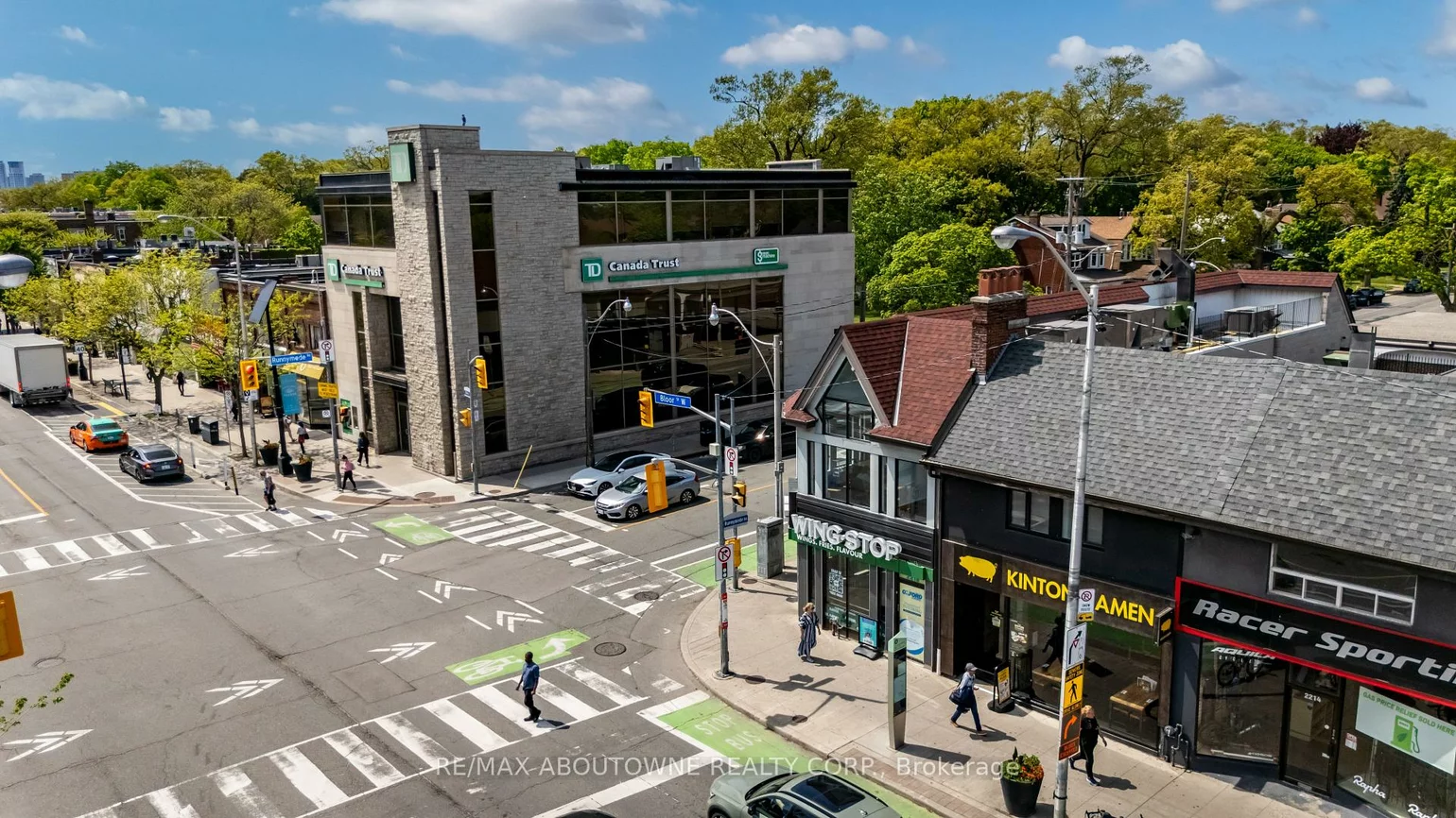 2218, Bloor, Runnymede-Bloor West Village, Toronto