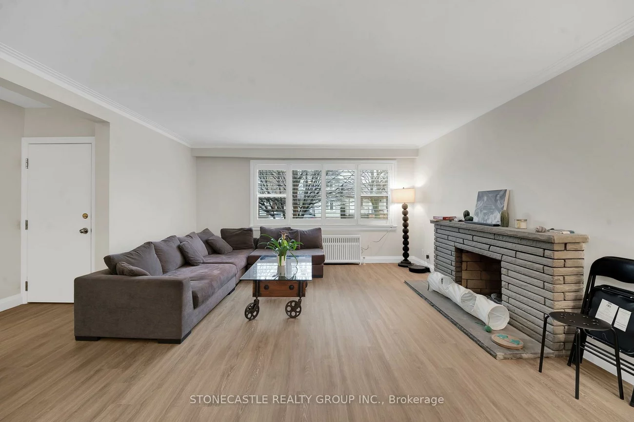 55, Thirty Eighth, Long Branch, Toronto