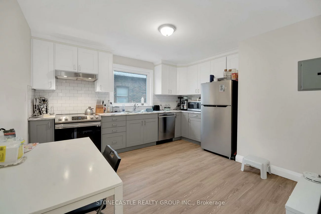 55, Thirty Eighth, Long Branch, Toronto