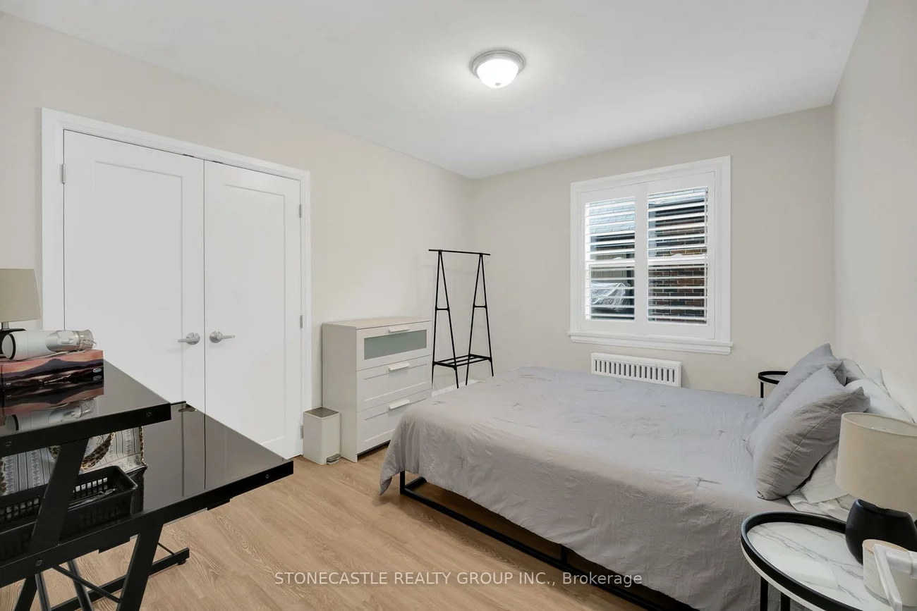 55, Thirty Eighth, Long Branch, Toronto