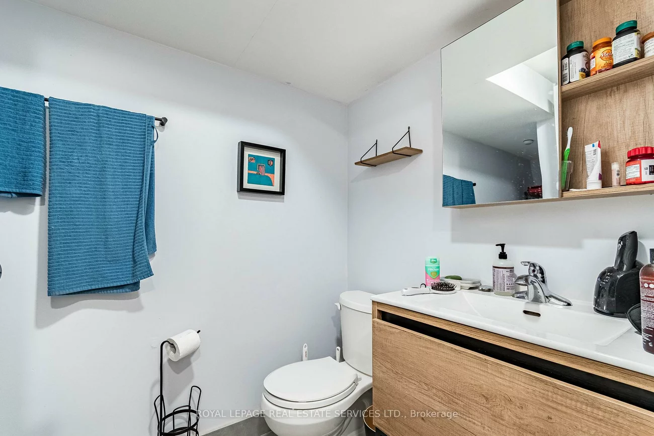 238, Garden, High Park-Swansea, Toronto