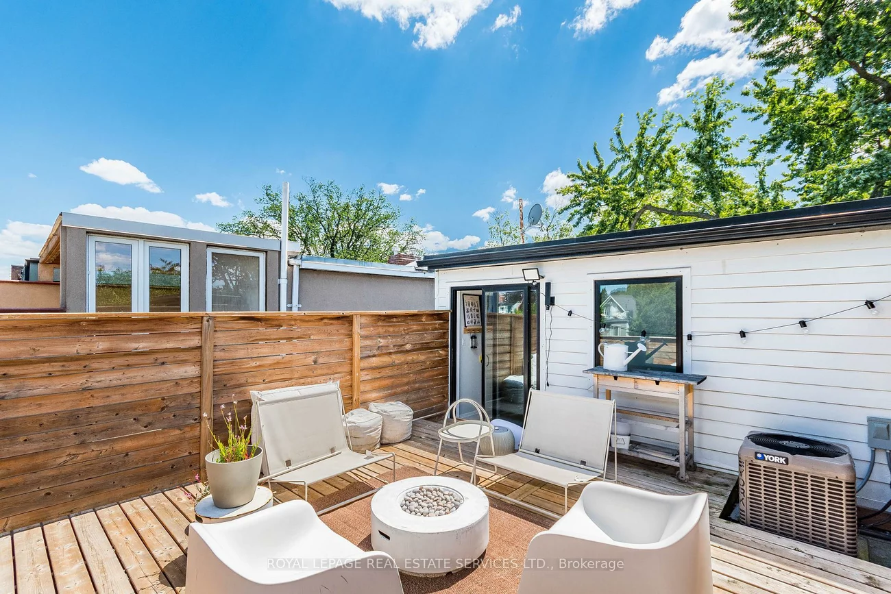 238, Garden, High Park-Swansea, Toronto