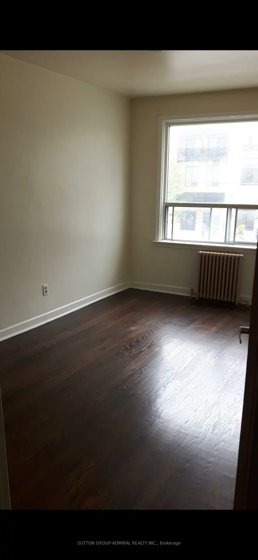5118, Dundas, Islington-City Centre West, Toronto