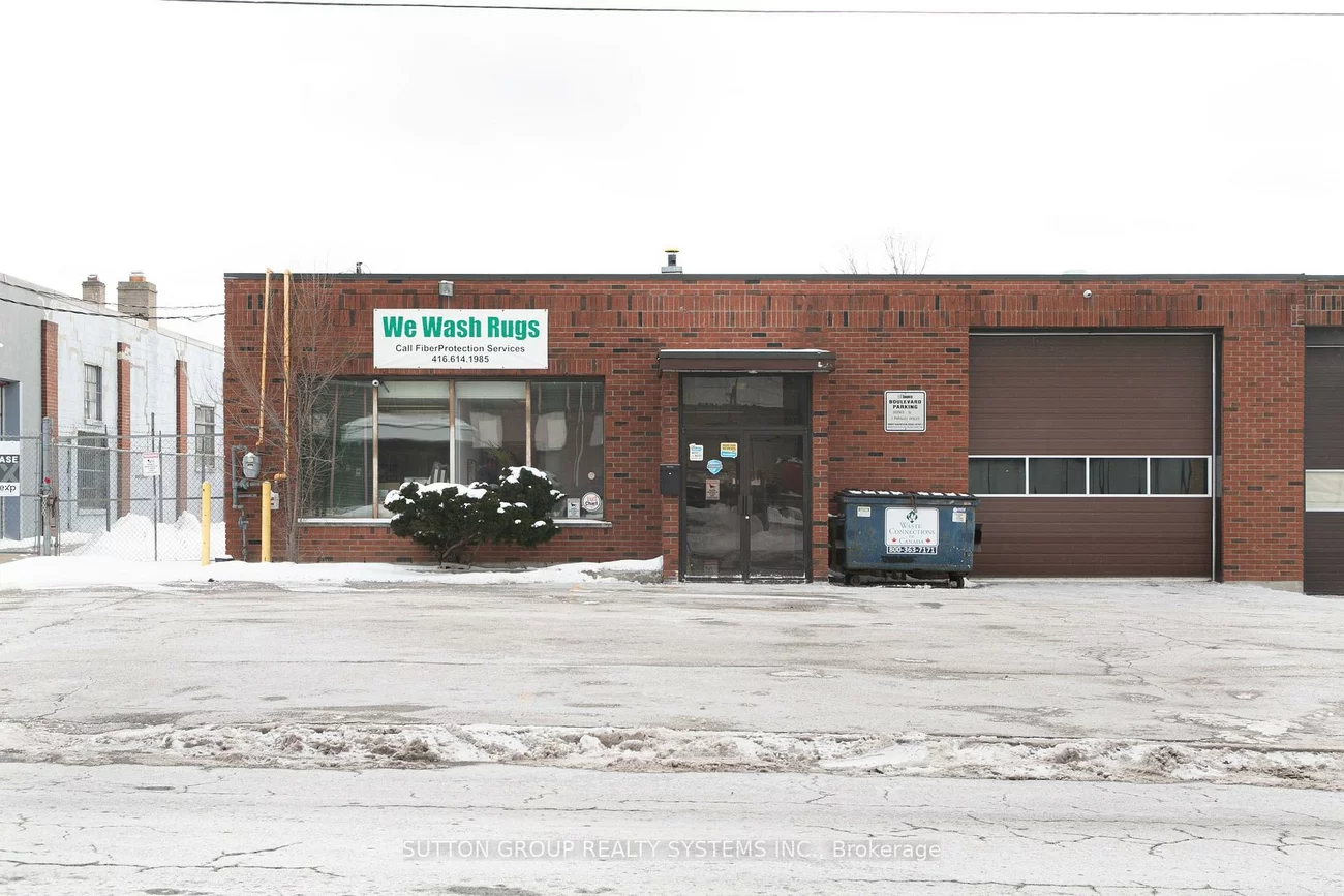 25 & 29, Milford, Brookhaven-Amesbury, Toronto