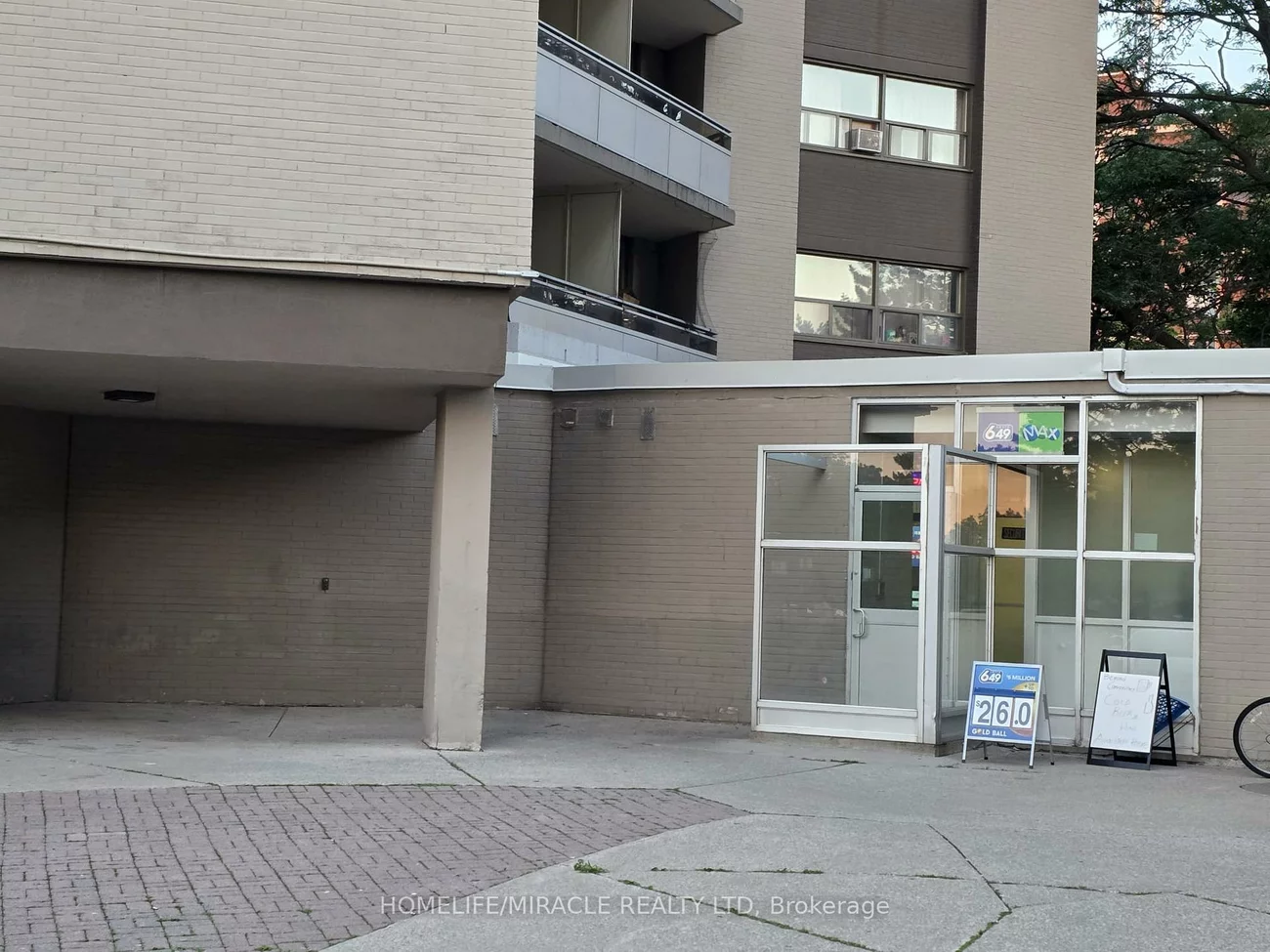 380, Dixon, Kingsview Village-The Westway, Toronto
