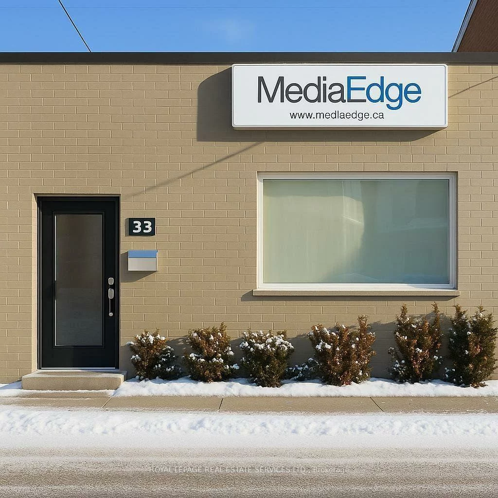 33, Station, Weston, Toronto