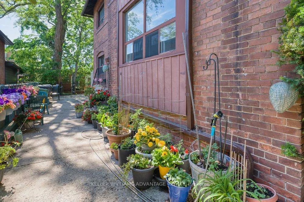 24, Indian Road, High Park North, Toronto