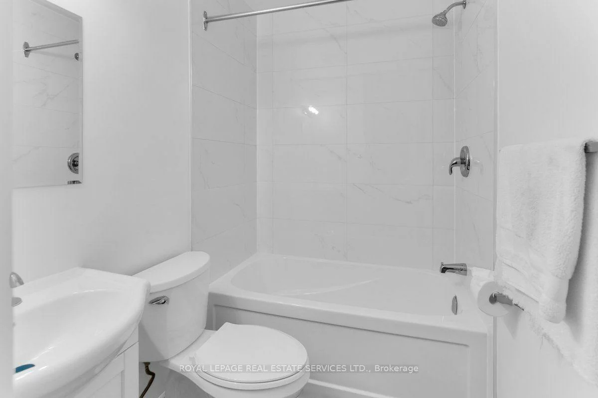 604, Marlee, Yorkdale-Glen Park, Toronto