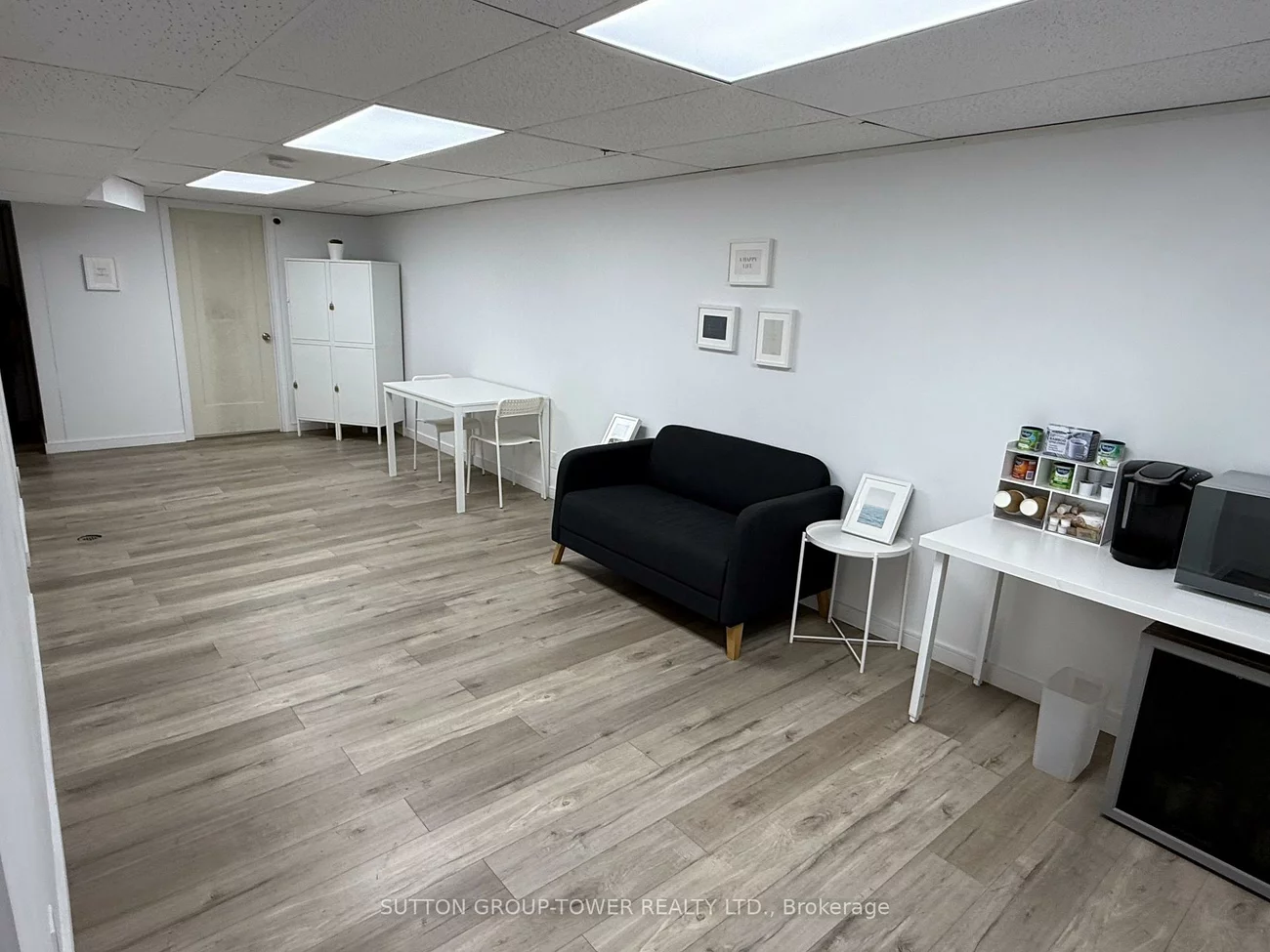 684, Wilson, Downsview-Roding-CFB, Toronto