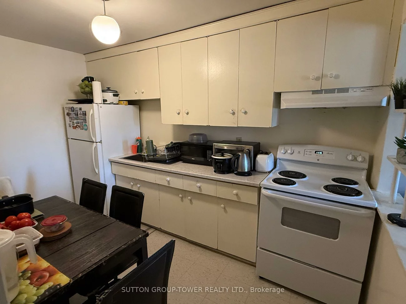 684, Wilson, Downsview-Roding-CFB, Toronto