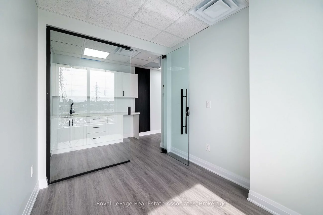 996, Martin Grove, West Humber-Clairville, Toronto