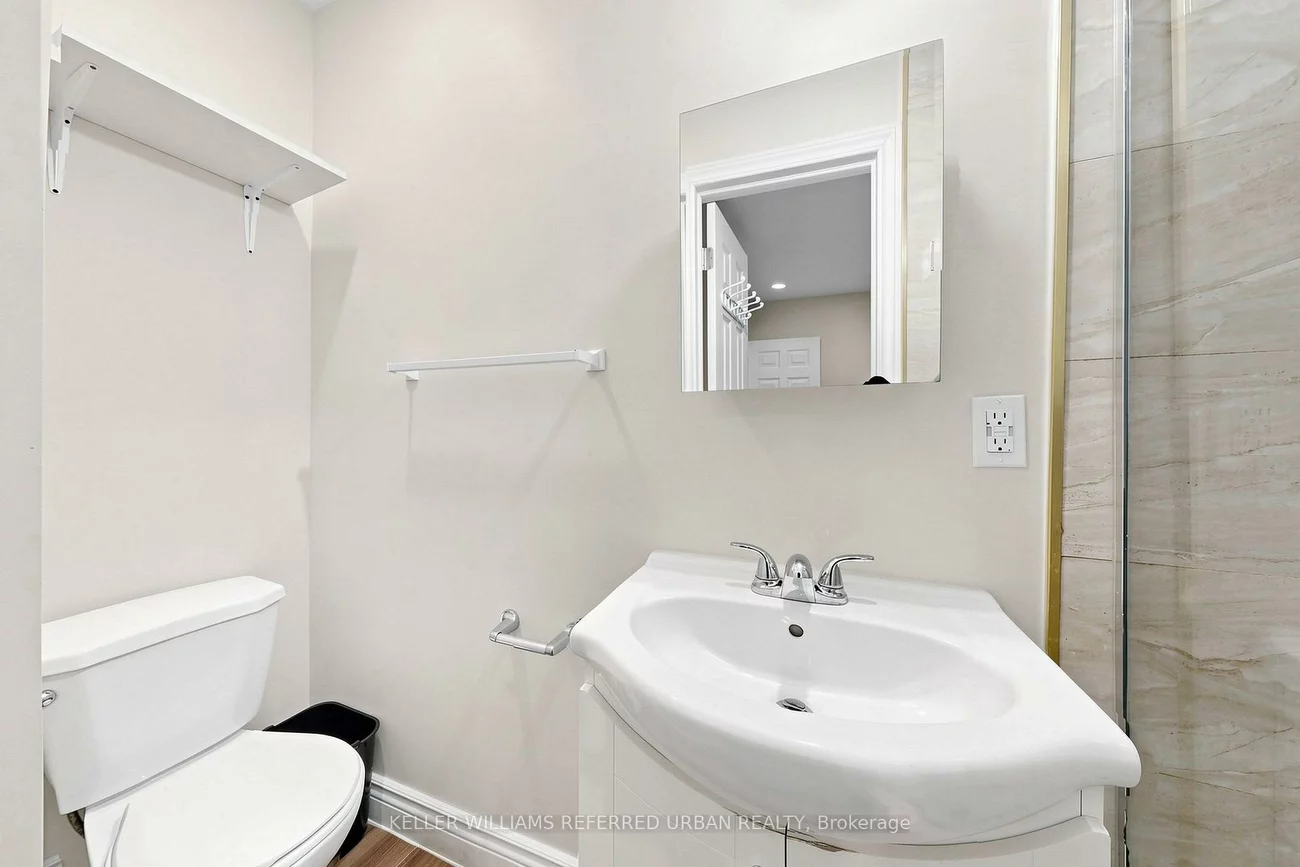 1218, Bloor, Dovercourt-Wallace Emerson-Junction, Toronto