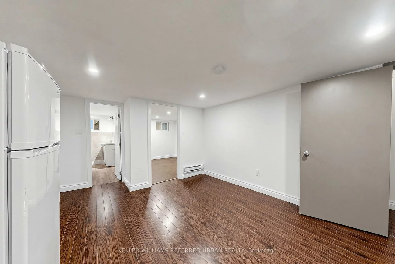 1218, Bloor, Dovercourt-Wallace Emerson-Junction, Toronto