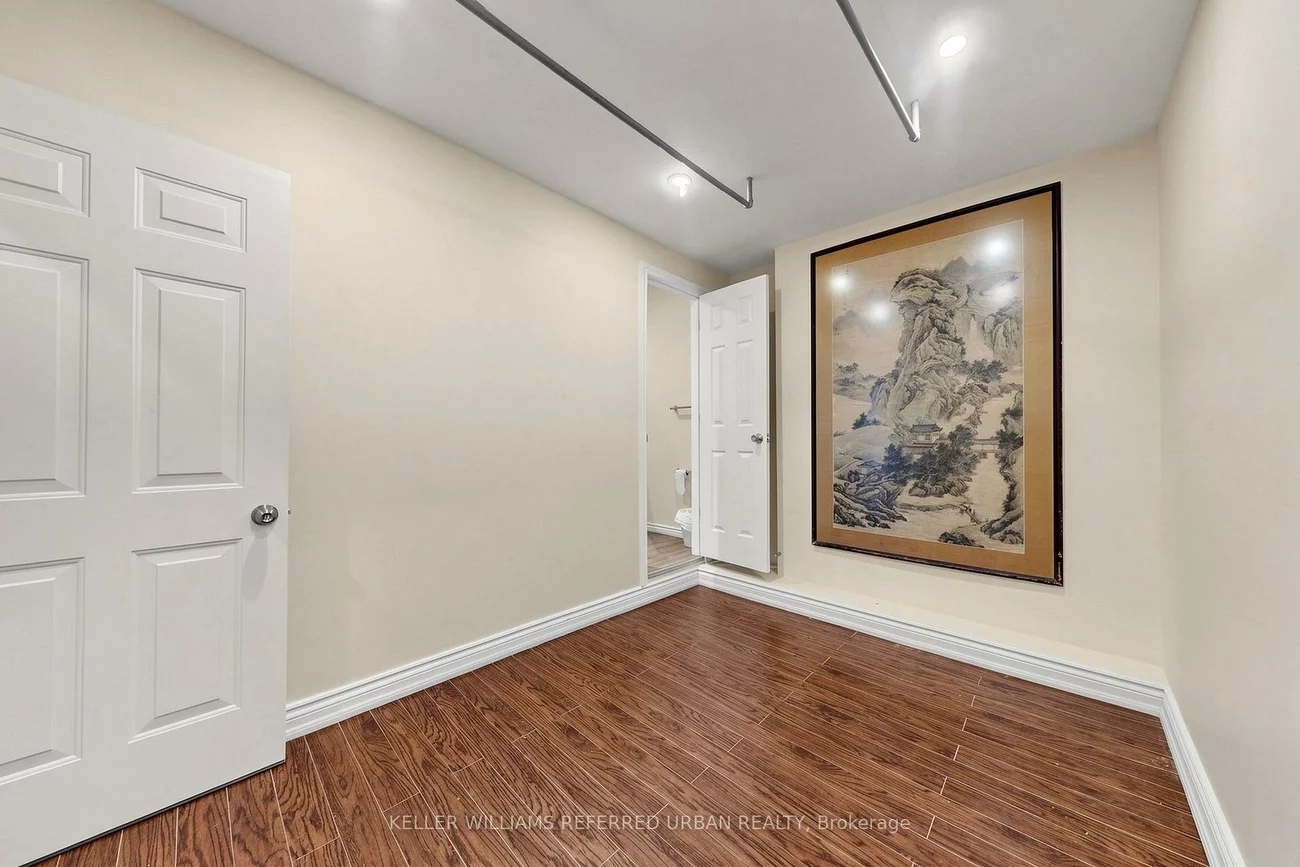 1218, Bloor, Dovercourt-Wallace Emerson-Junction, Toronto